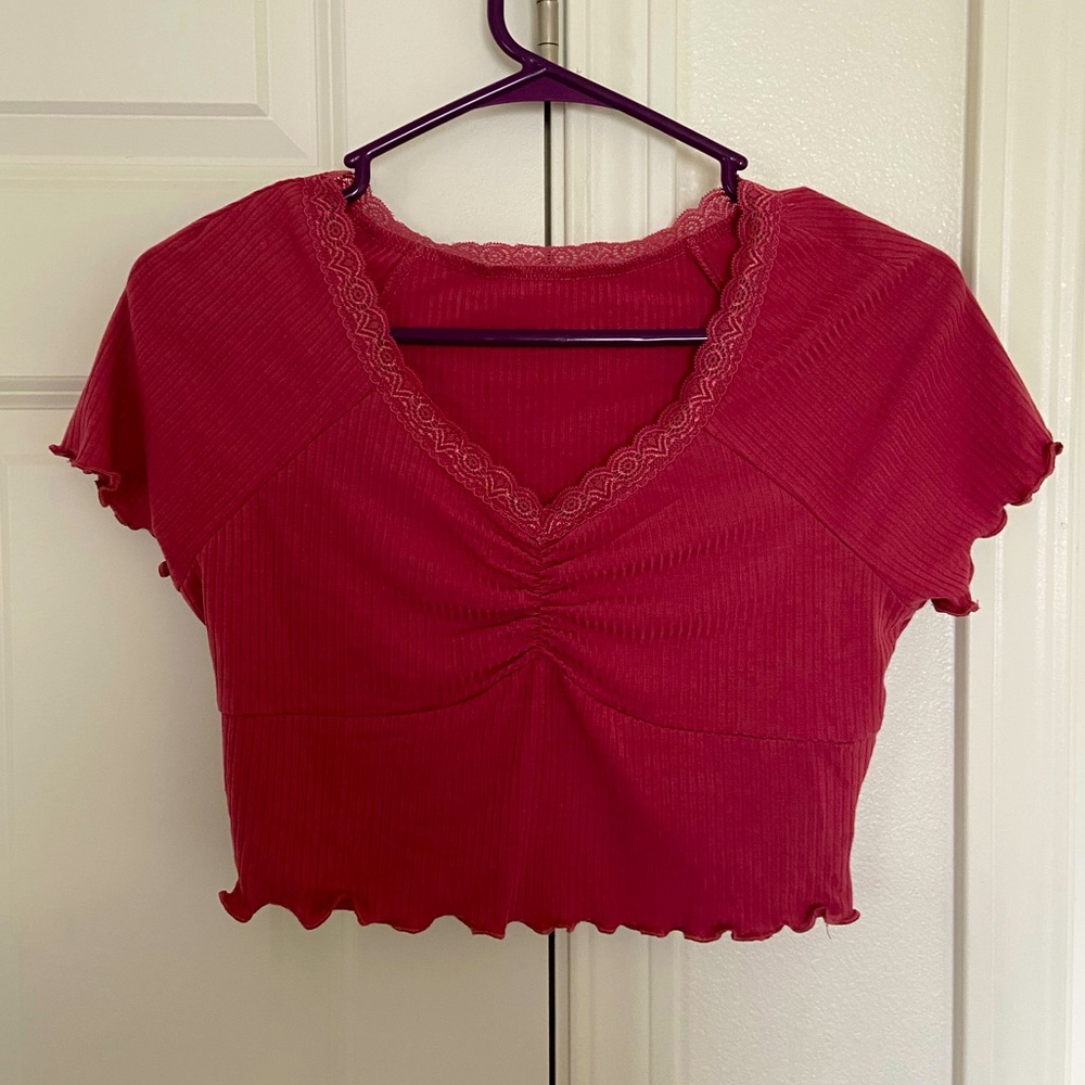 Lace trim tee